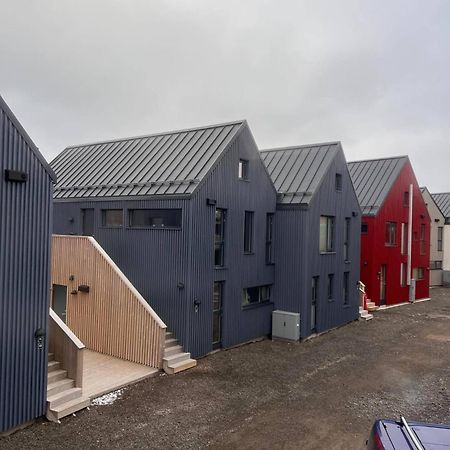 Stilren Leilighet I Henningsvær Eksteriør billede